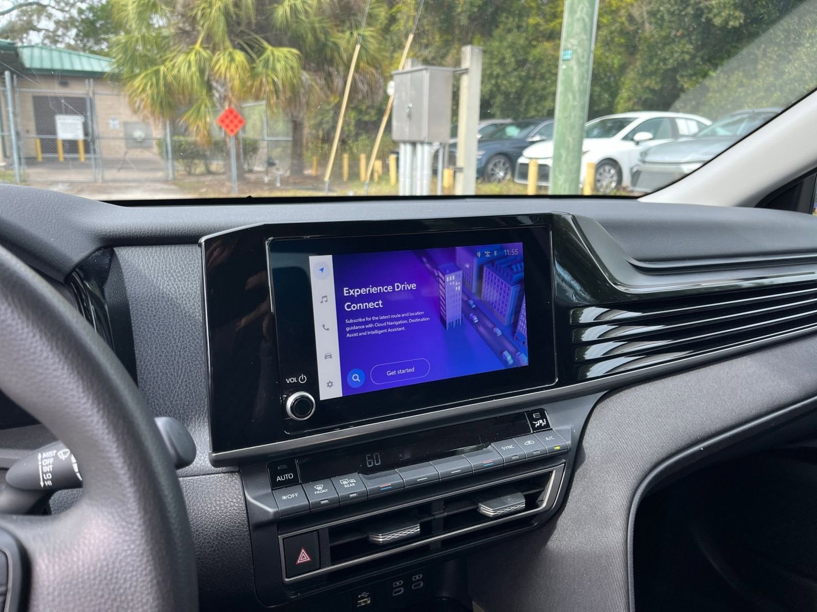 Thumbnail: 2025 Toyota Camry - 21