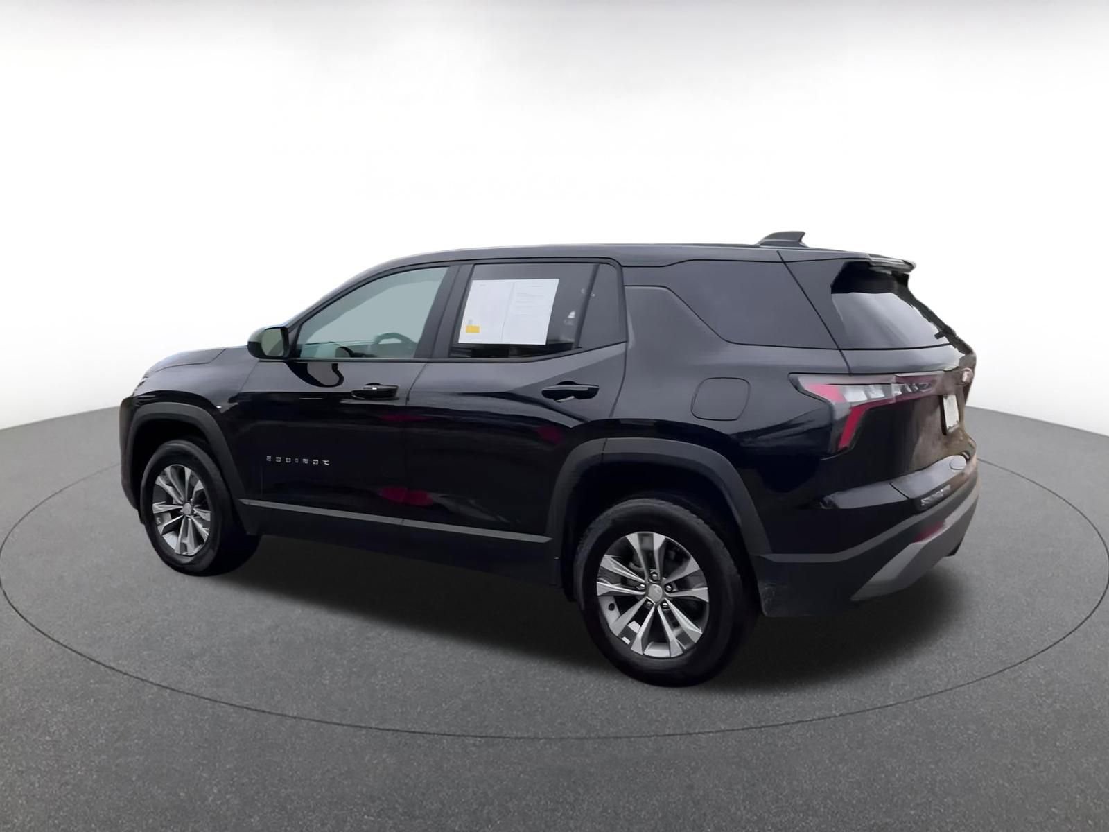 Thumbnail: 2025 Chevrolet Equinox - 10