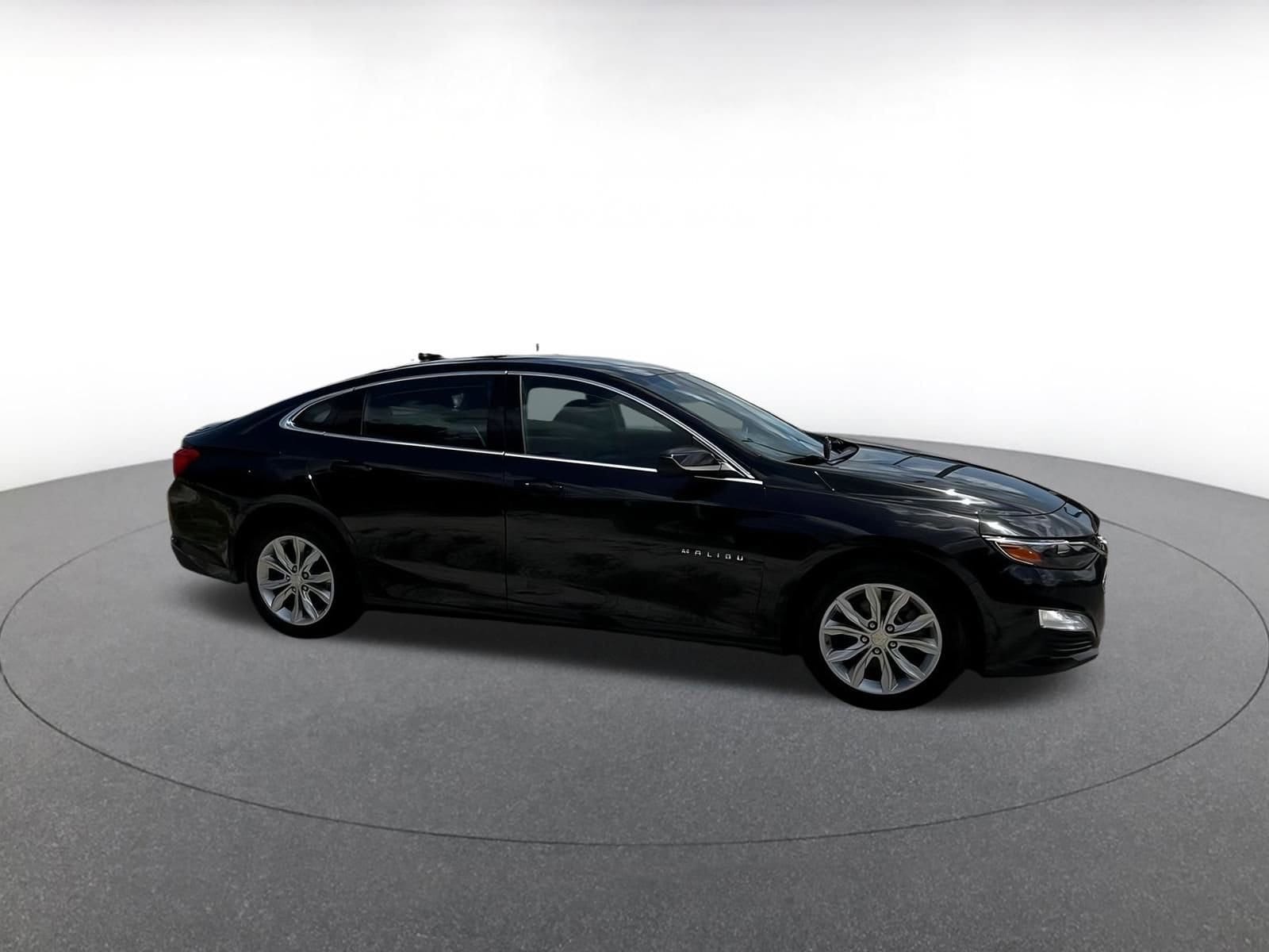 Thumbnail: 2023 Chevrolet Malibu - 1