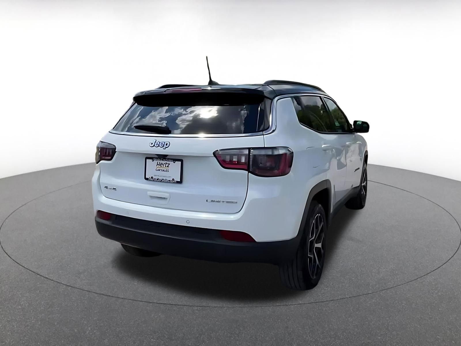 Thumbnail: 2025 Jeep Compass - 15
