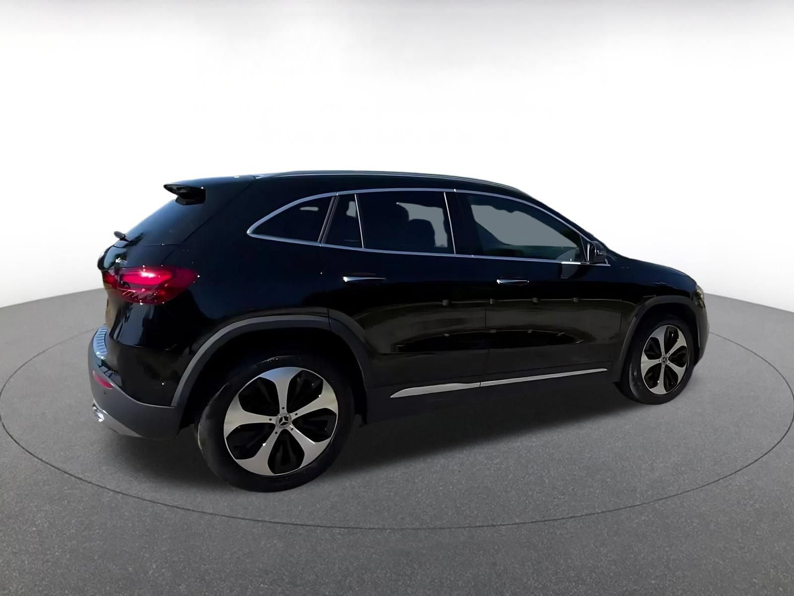 Thumbnail: 2025 Mercedes-Benz GLA - 15