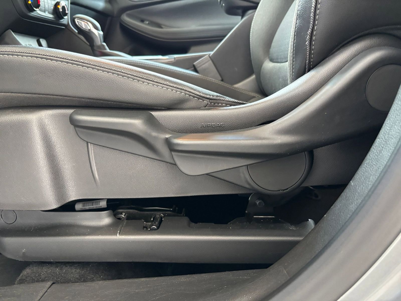 Thumbnail: 2025 Buick Encore GX - 22