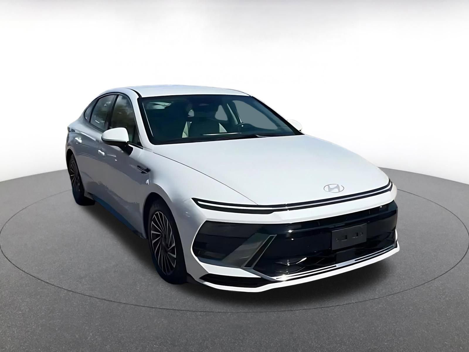 Thumbnail: 2025 Hyundai Sonata - 3