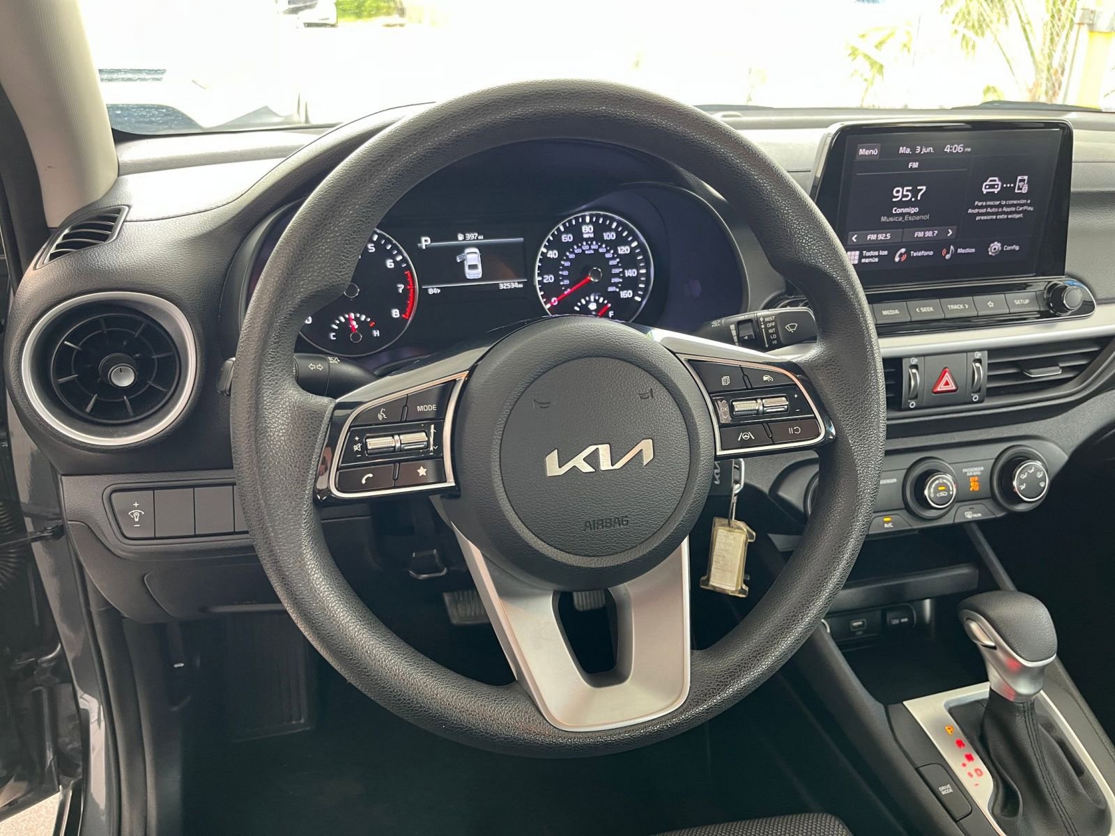 Thumbnail: 2023 Kia Forte - 28