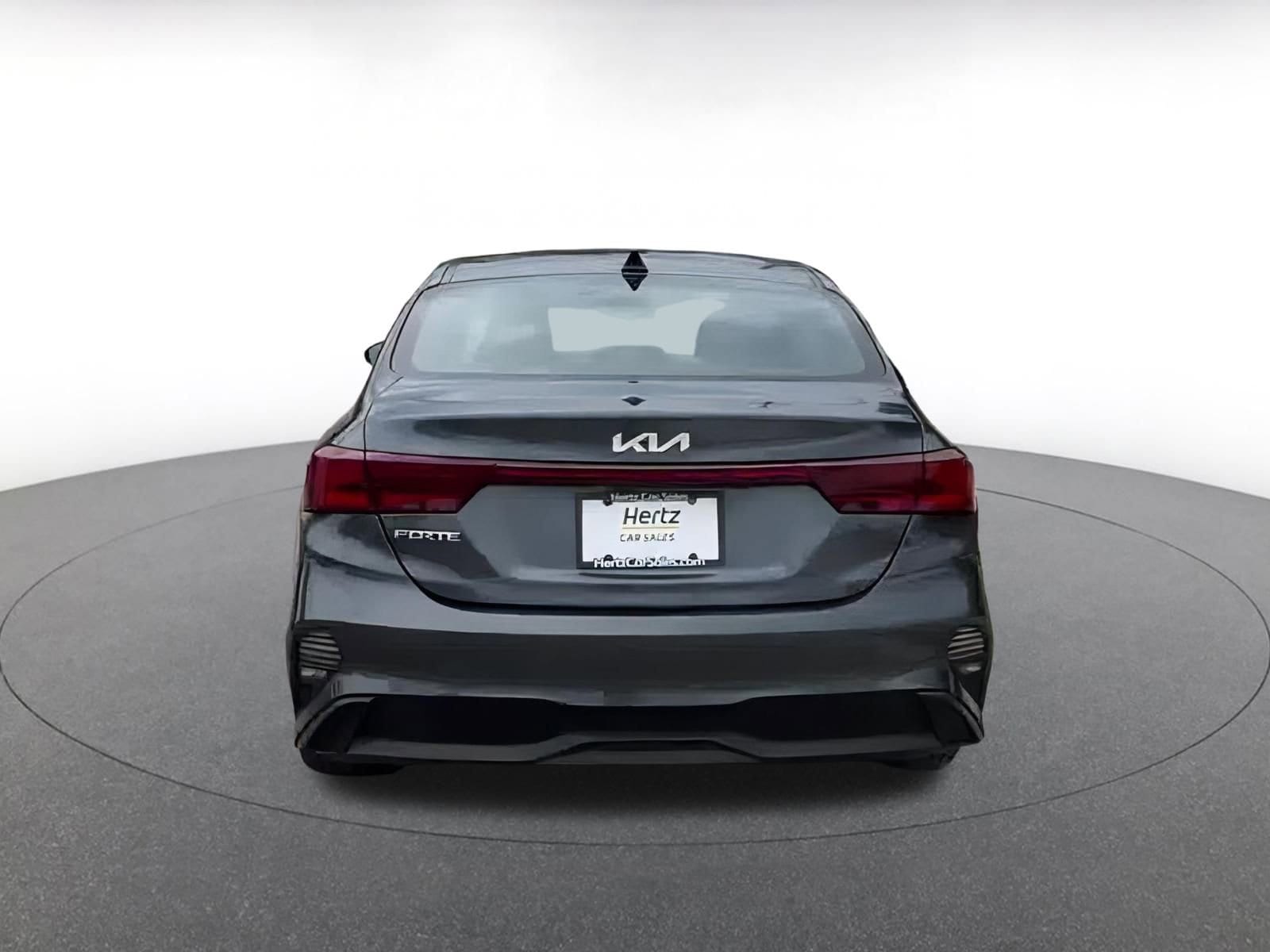 Thumbnail: 2023 Kia Forte - 12