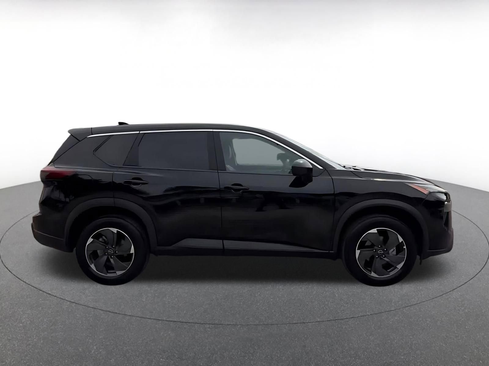 Thumbnail: 2025 Nissan Rogue - 16