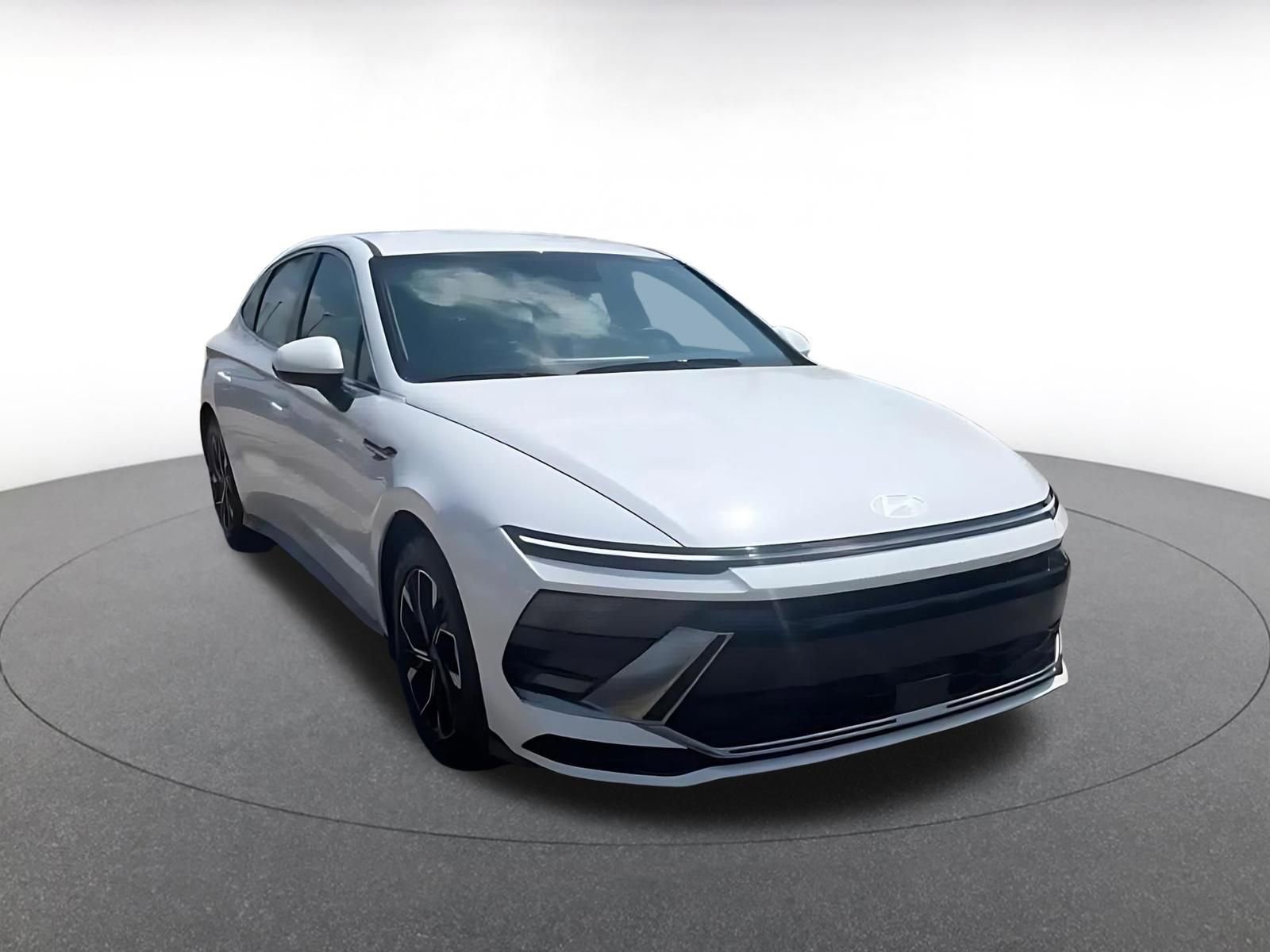 Thumbnail: 2025 Hyundai Sonata - 3