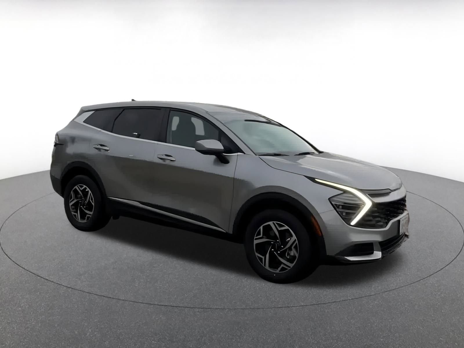 Thumbnail: 2024 Kia Sportage - 3