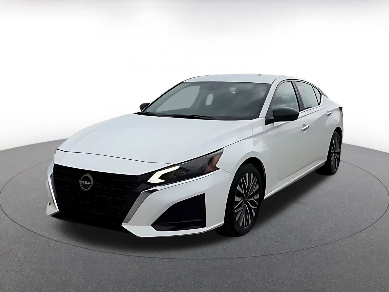 Thumbnail: 2025 Nissan Altima - 7