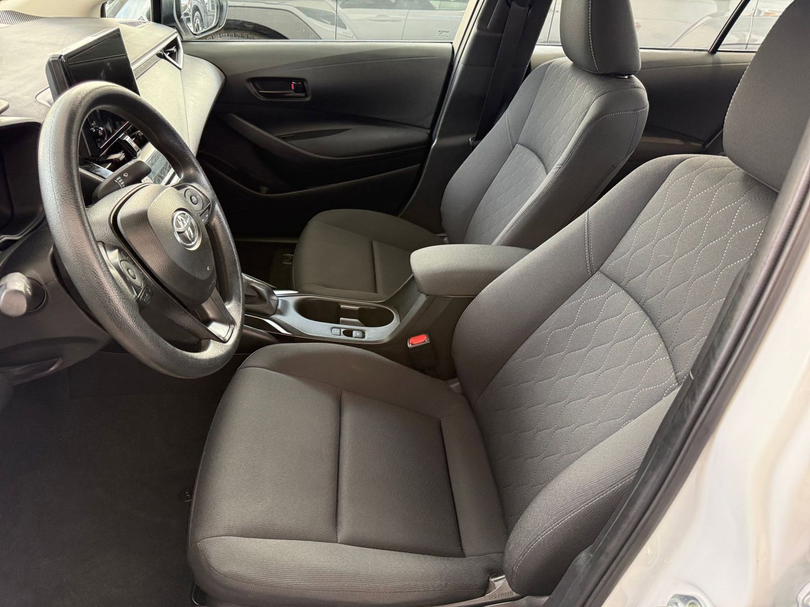 Thumbnail: 2025 Toyota Corolla - 27