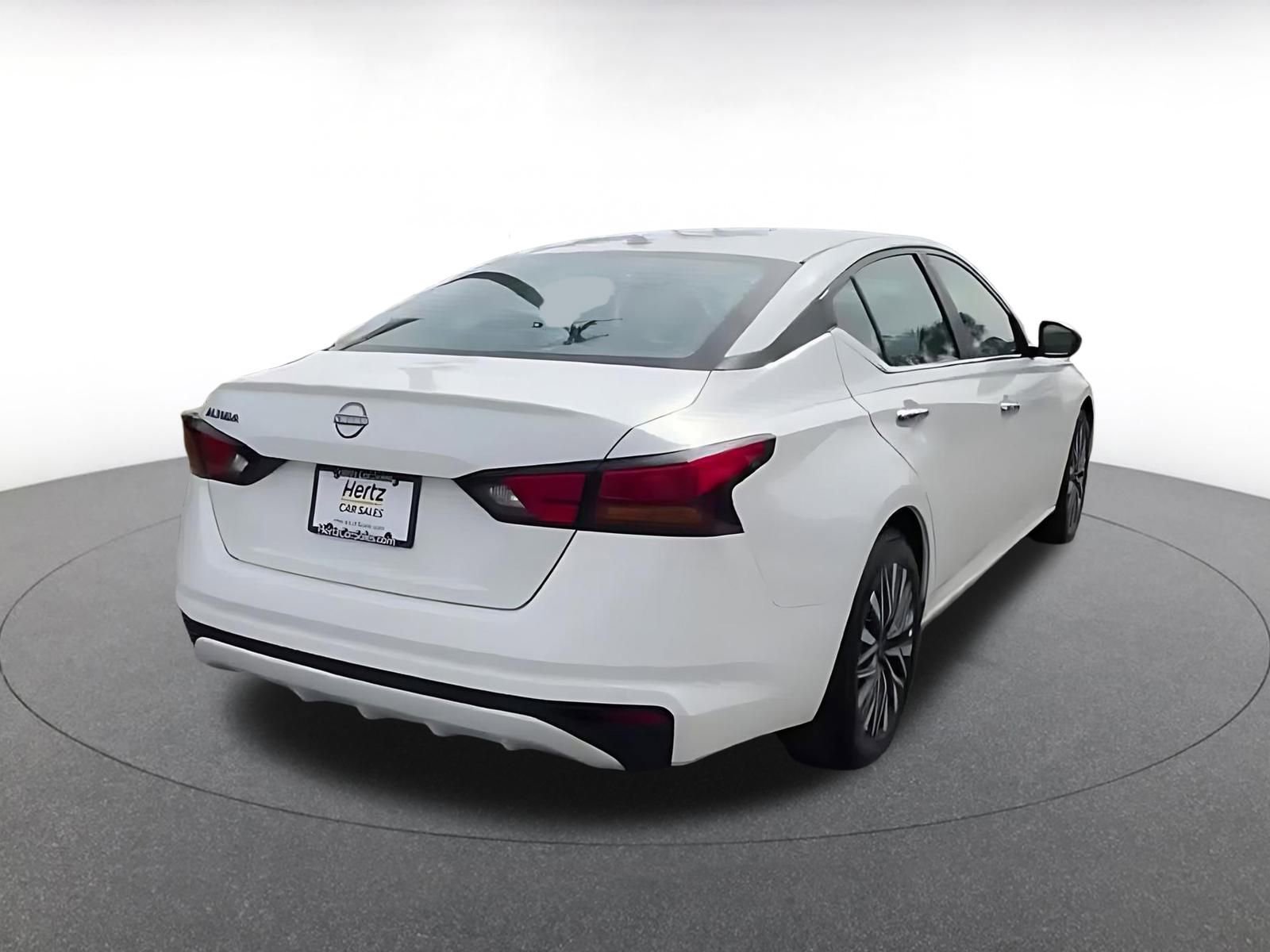 Thumbnail: 2025 Nissan Altima - 14