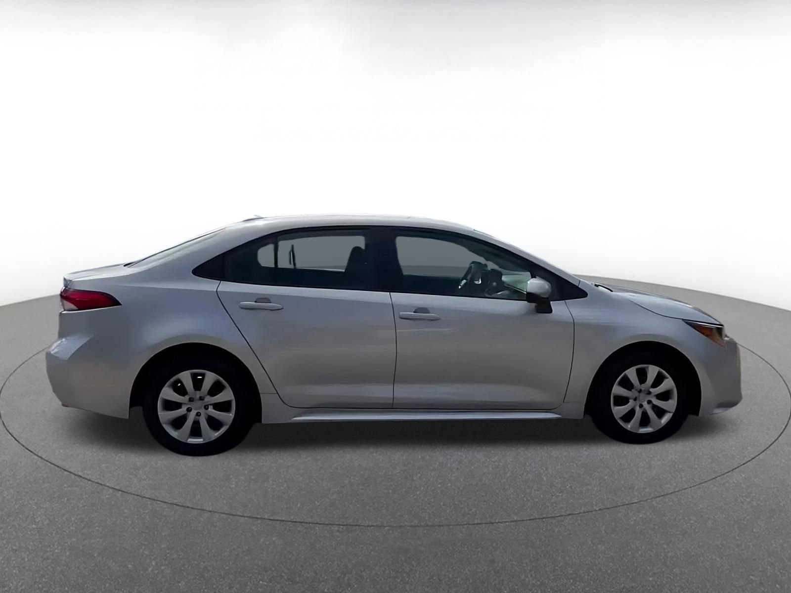 Thumbnail: 2025 Toyota Corolla - 16