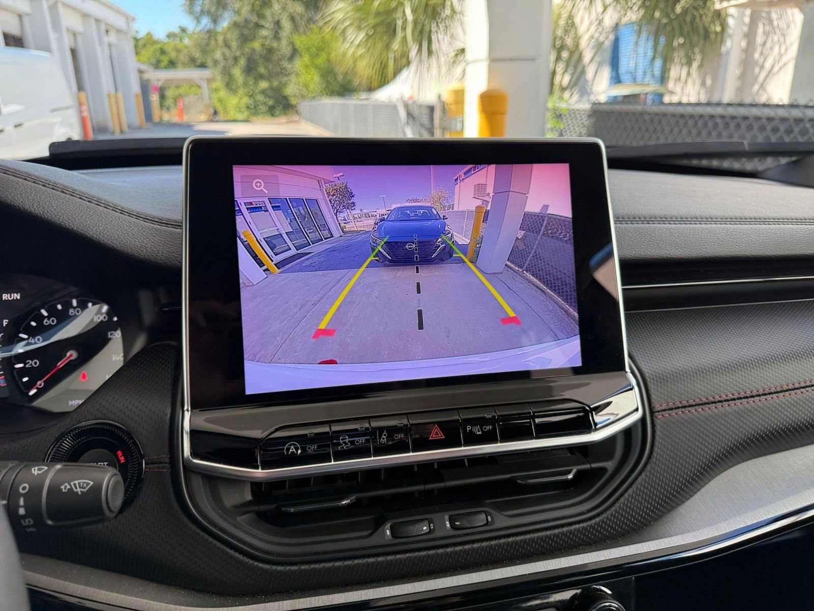 Thumbnail: 2025 Jeep Compass - 17