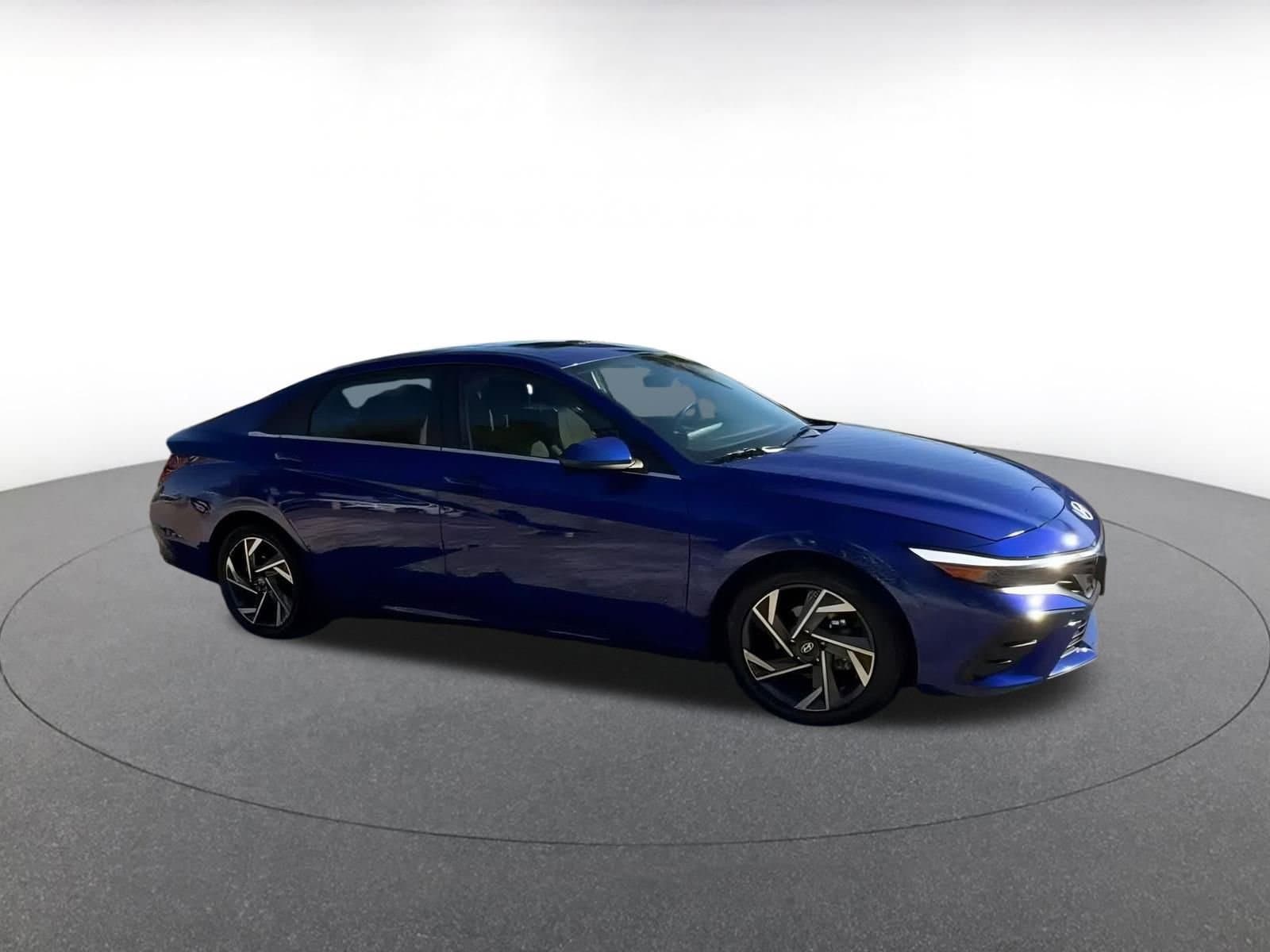 Thumbnail: 2025 Hyundai Elantra - 2