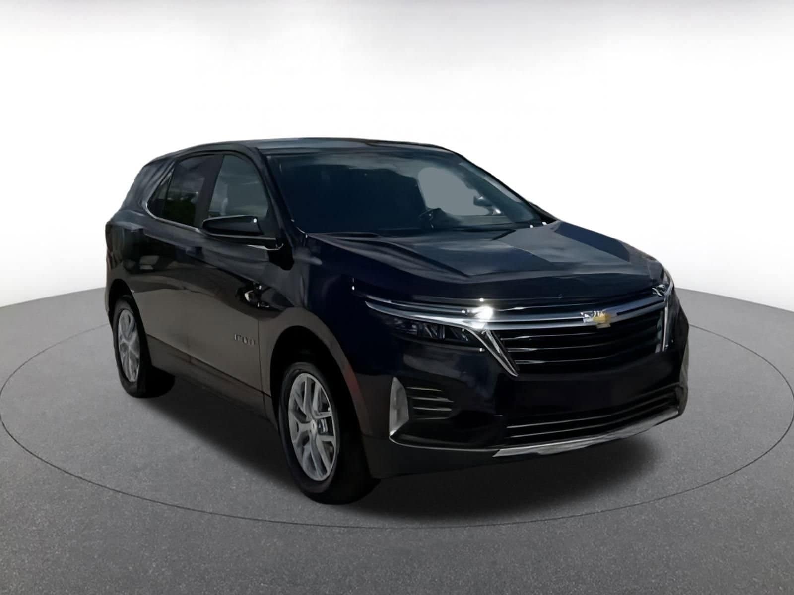 Thumbnail: 2024 Chevrolet Equinox - 16