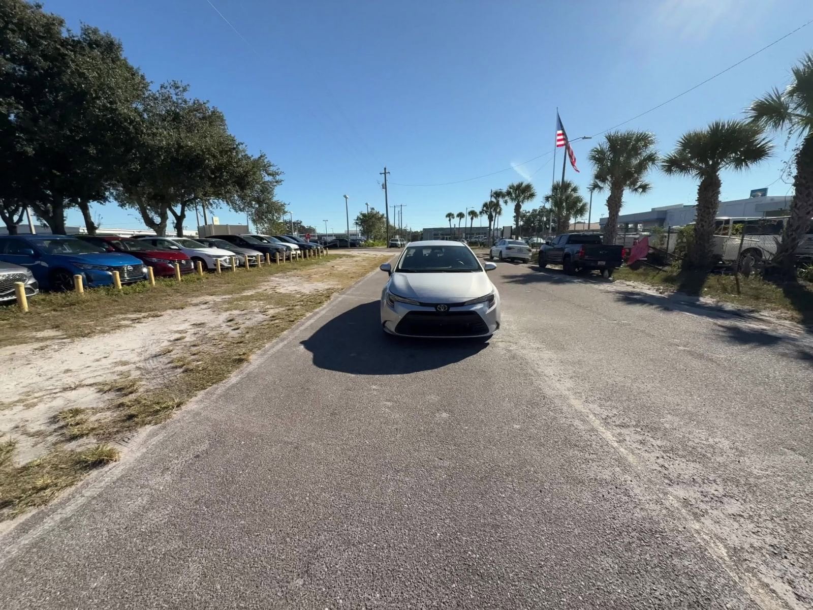 Thumbnail: 2025 Toyota Corolla - 16