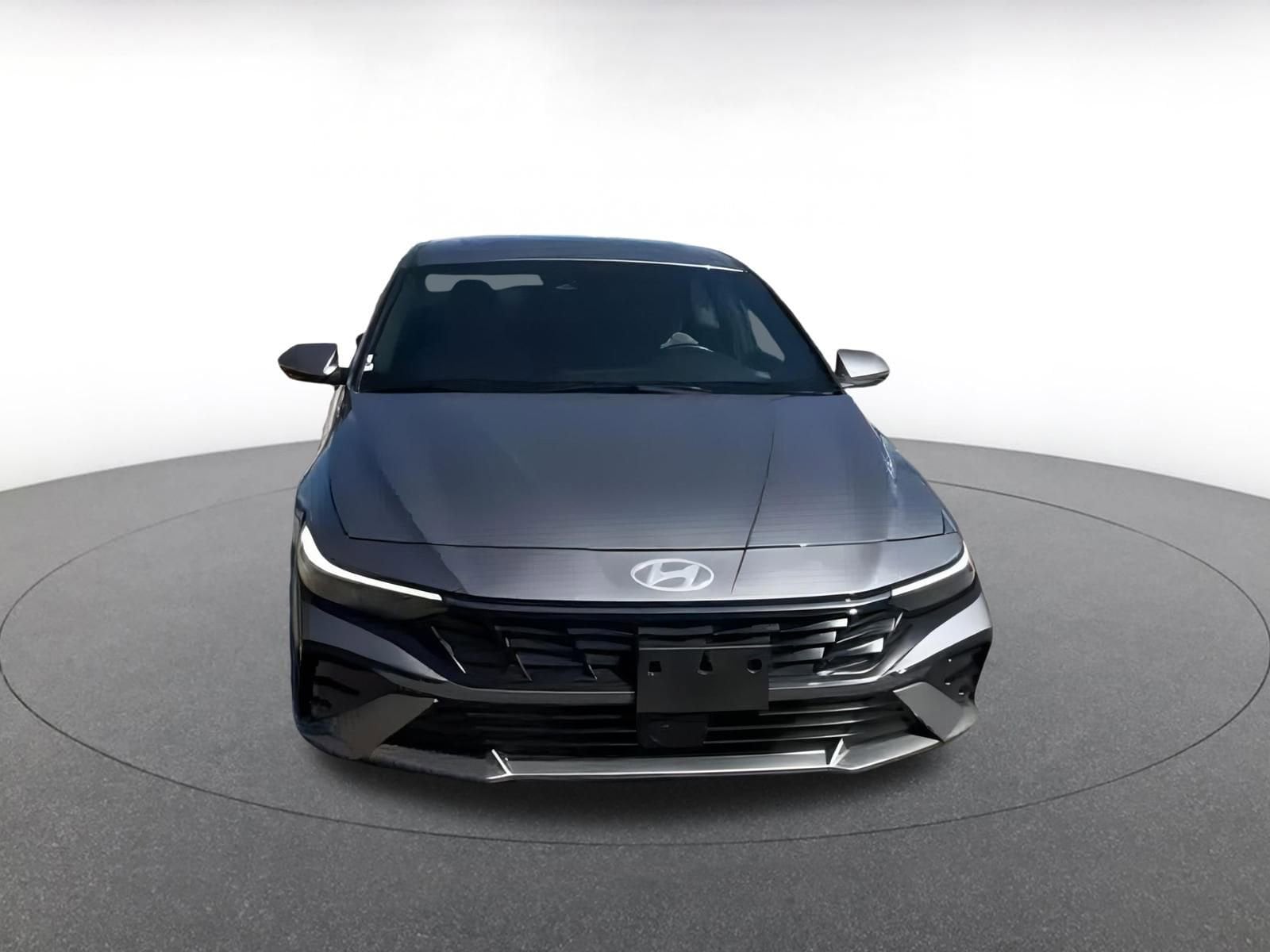 Thumbnail: 2025 Hyundai Elantra - 4