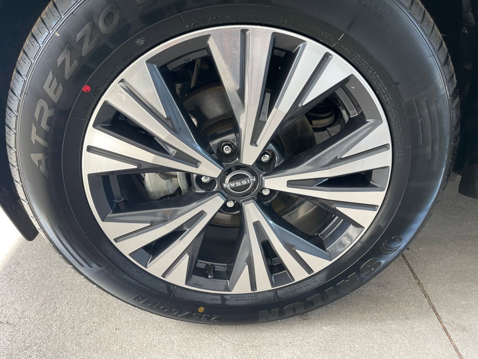 2023 Nissan Rogue SV 30