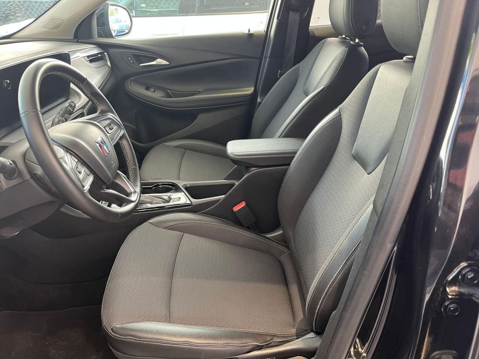 Thumbnail: 2025 Buick Encore GX - 25