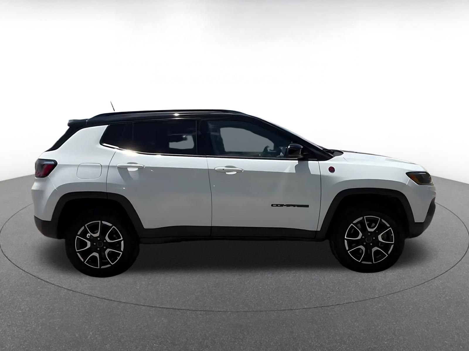 Thumbnail: 2025 Jeep Compass - 16