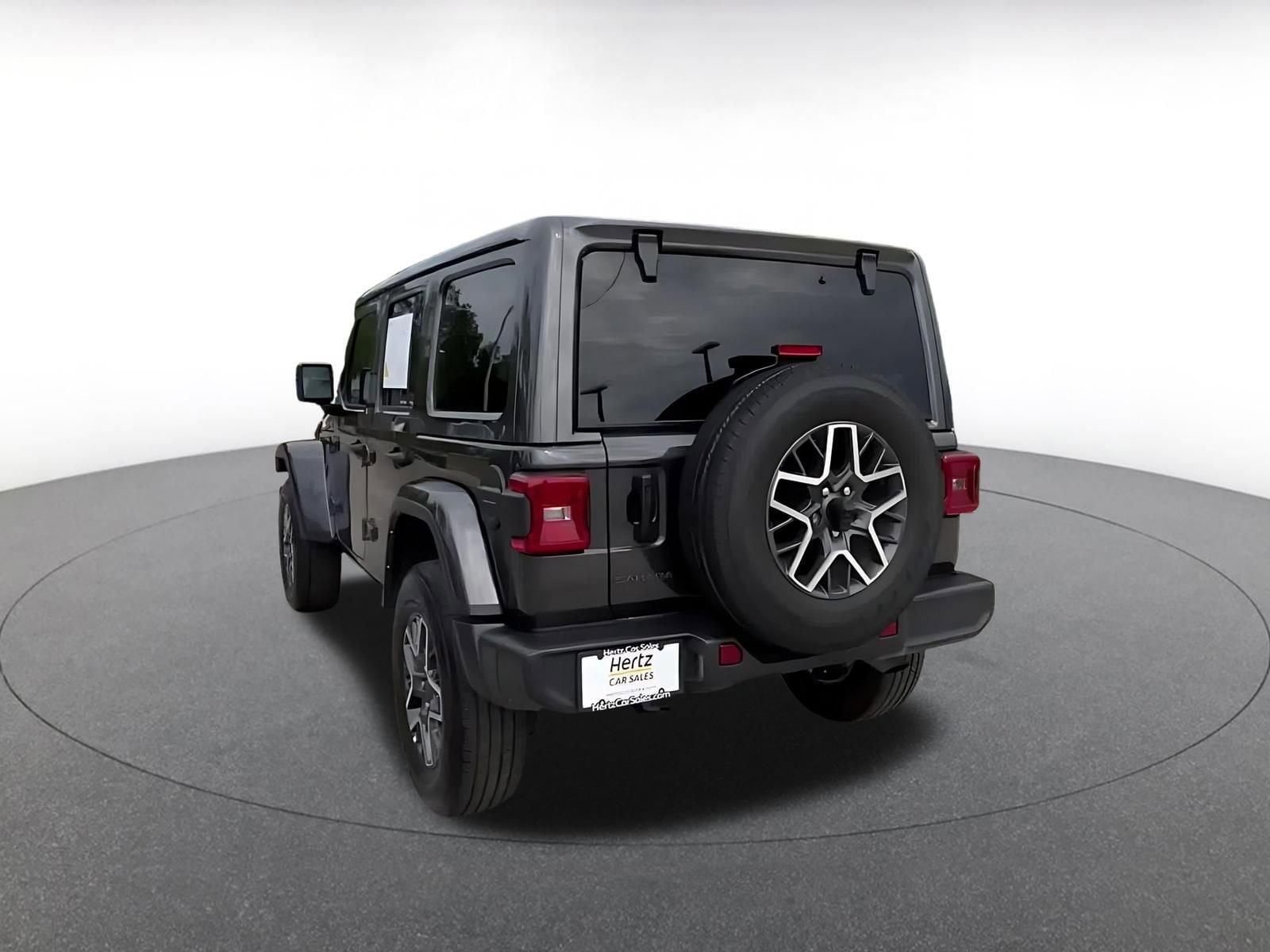 Thumbnail: 2025 Jeep Wrangler - 14