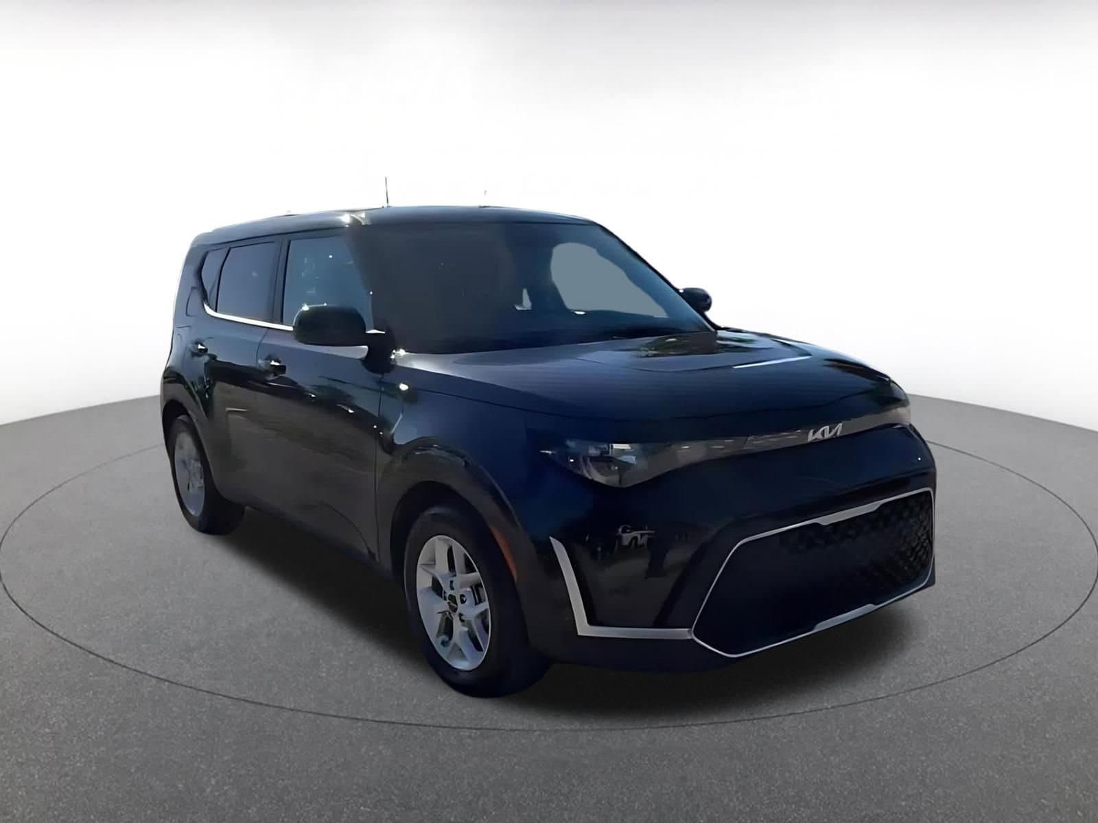 Thumbnail: 2025 Kia Soul - 3