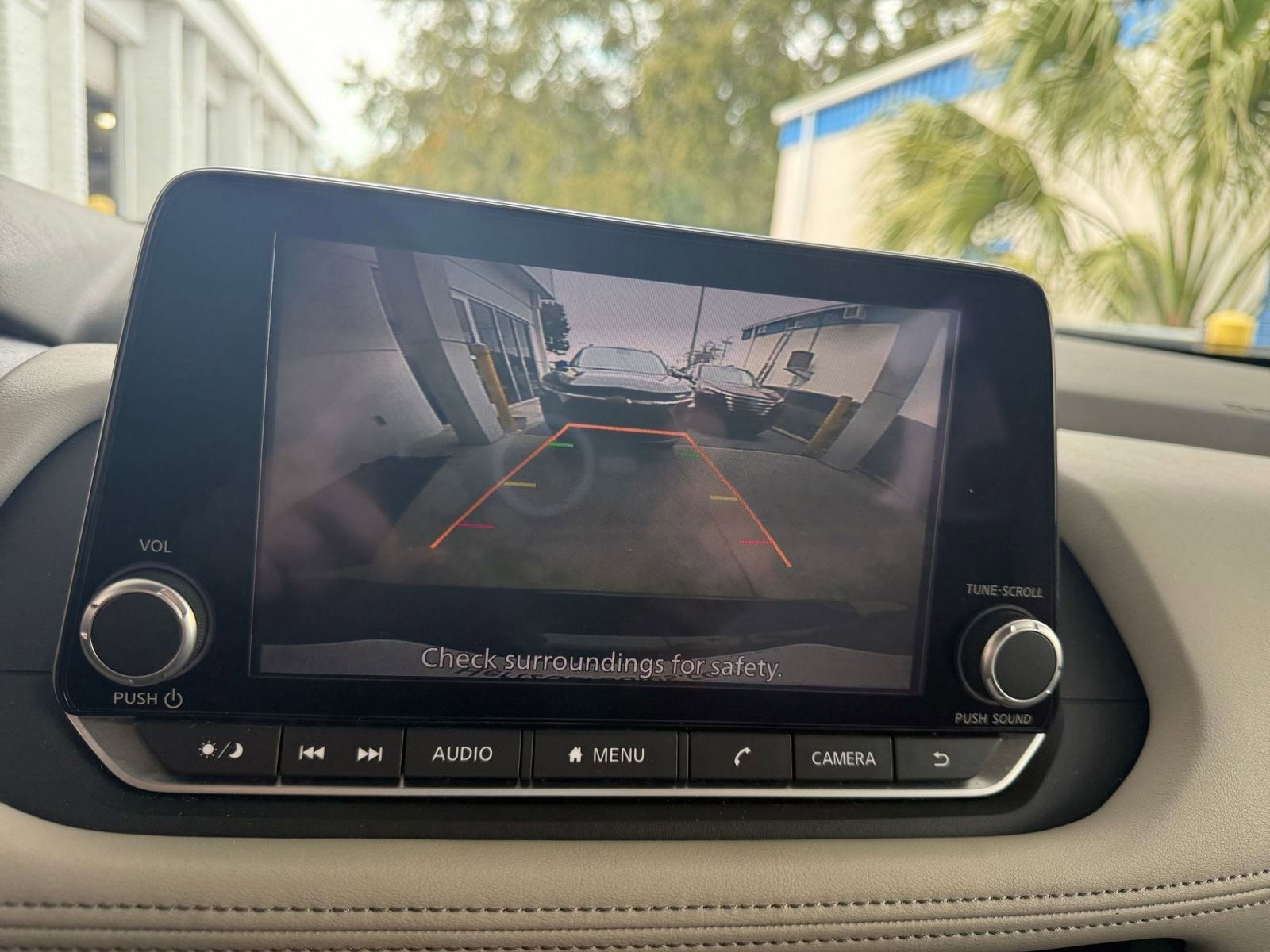 Thumbnail: 2025 Nissan Rogue - 25