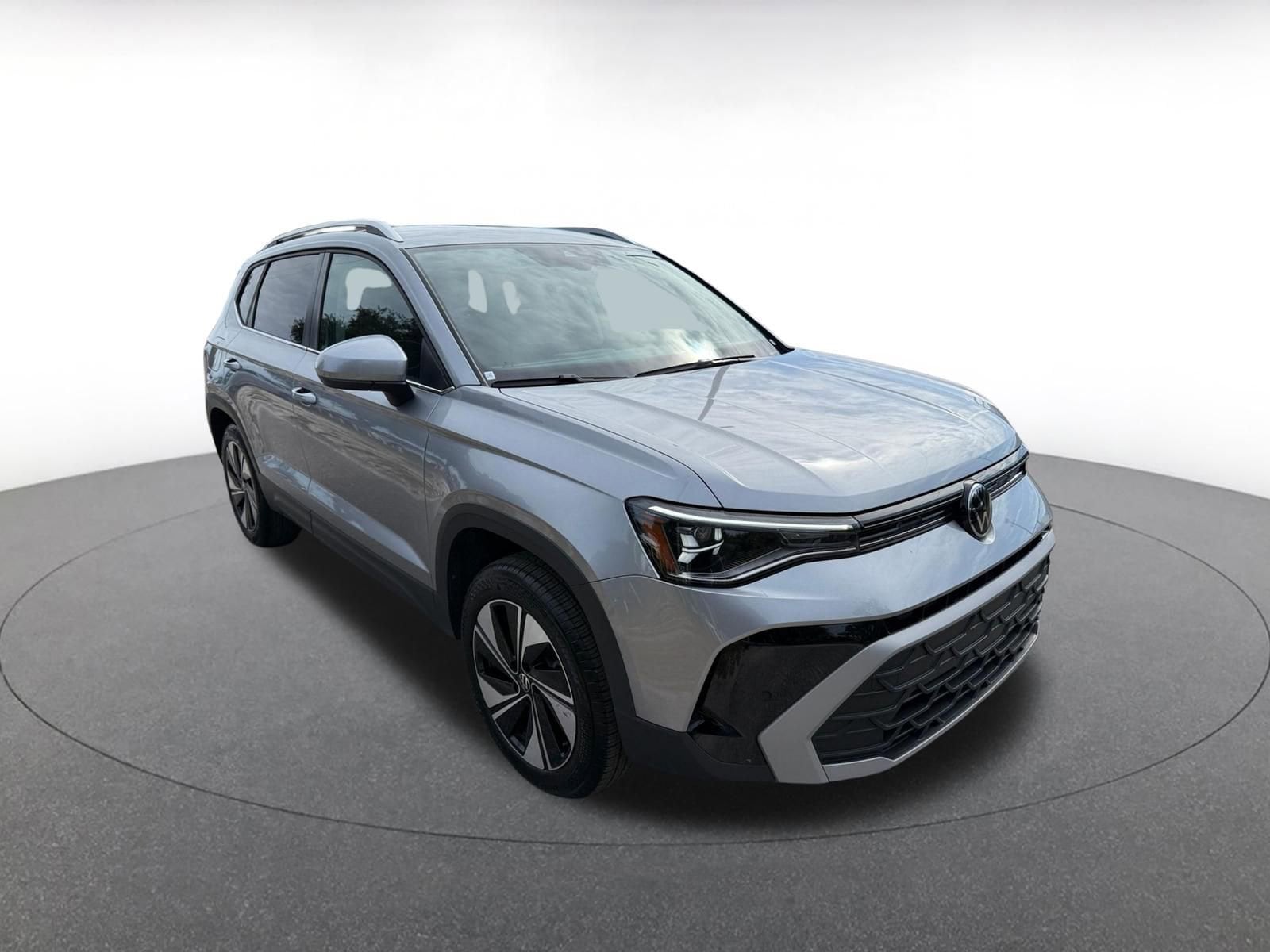 Thumbnail: 2025 Volkswagen Taos - 1