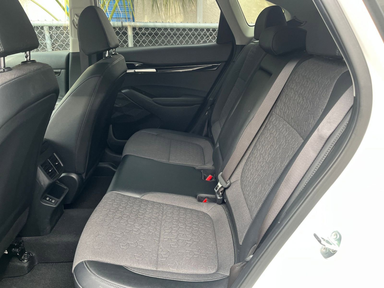 Thumbnail: 2025 Kia Seltos - 27