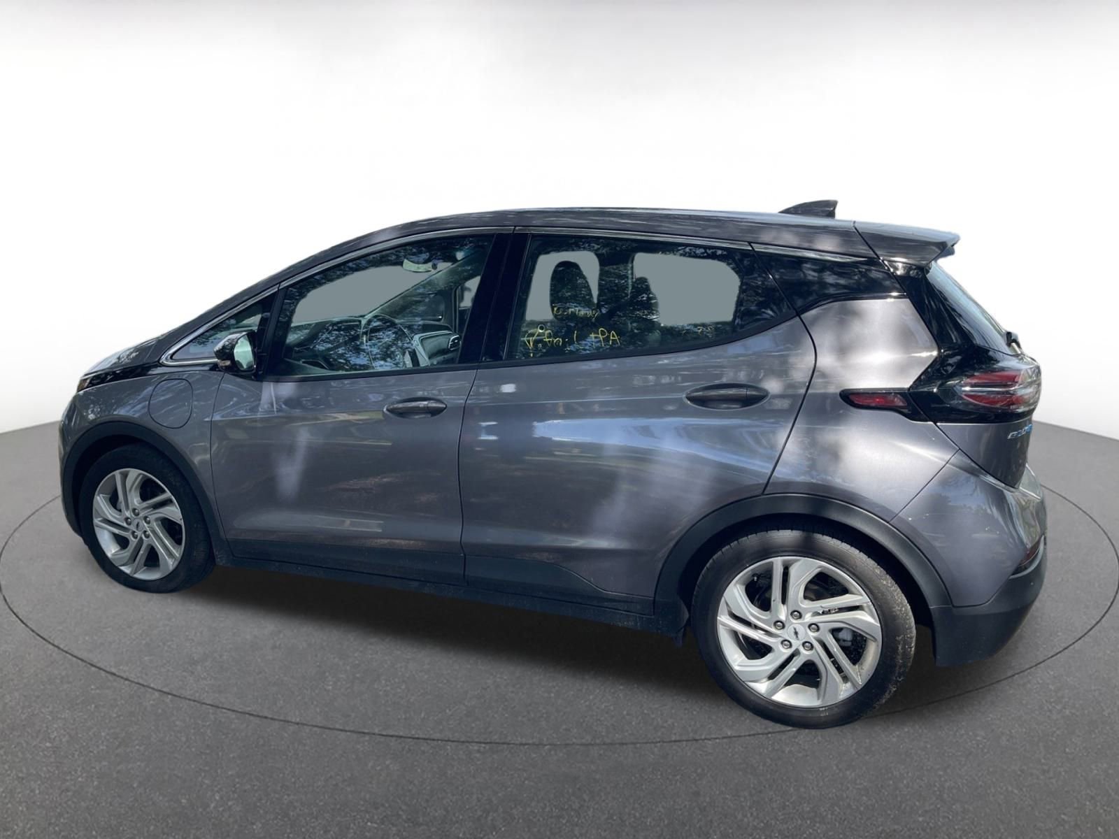 Thumbnail: 2023 Chevrolet Bolt EV - 4