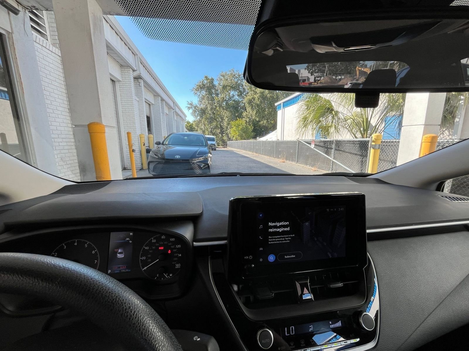 Thumbnail: 2025 Toyota Corolla - 33