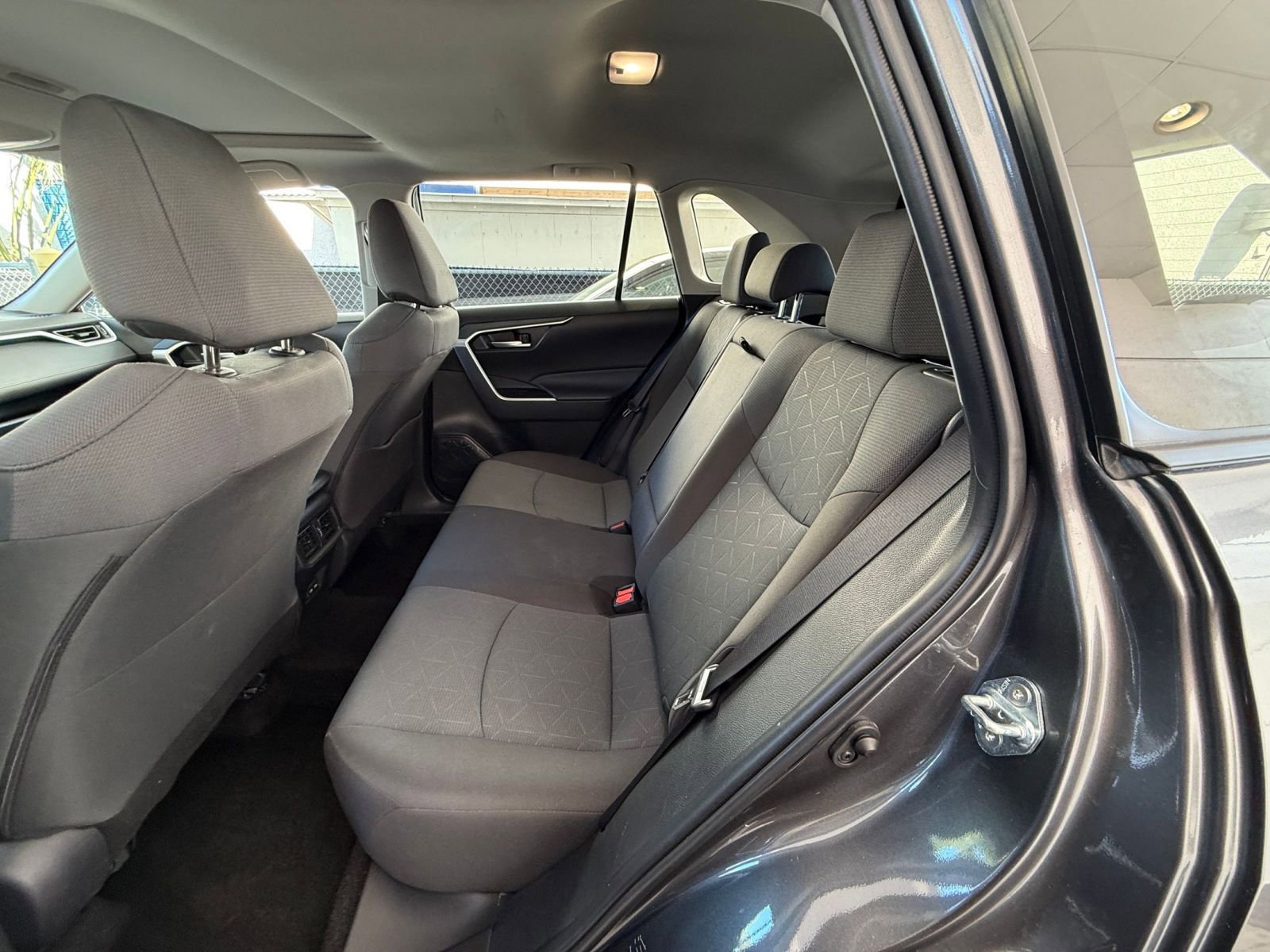 Thumbnail: 2025 Toyota RAV4 - 25