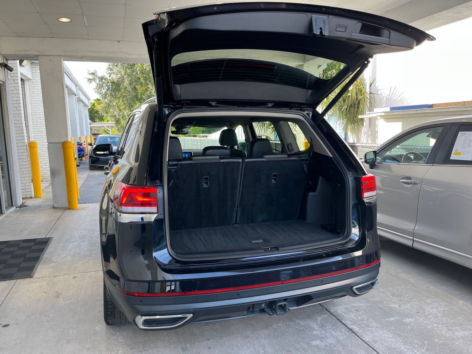 Thumbnail: 2025 Volkswagen Atlas - 31