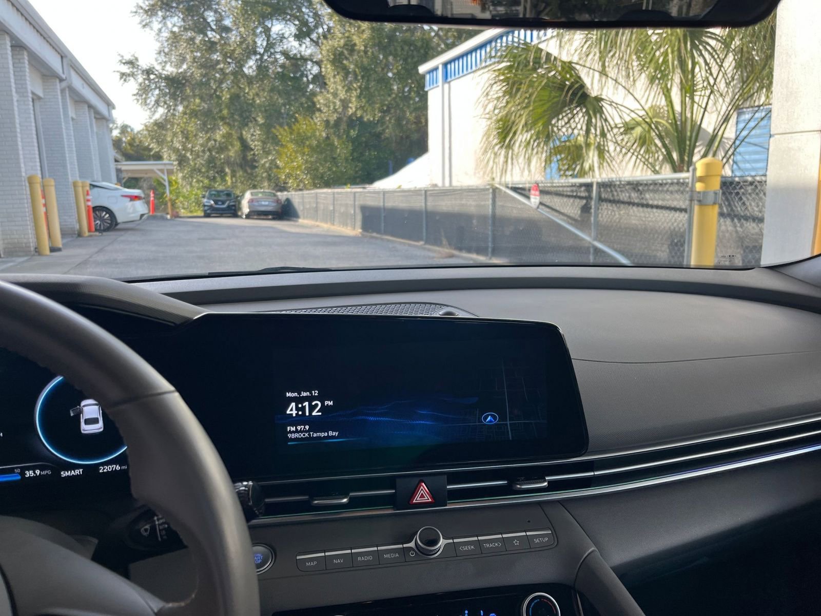 Thumbnail: 2025 Hyundai Elantra - 18