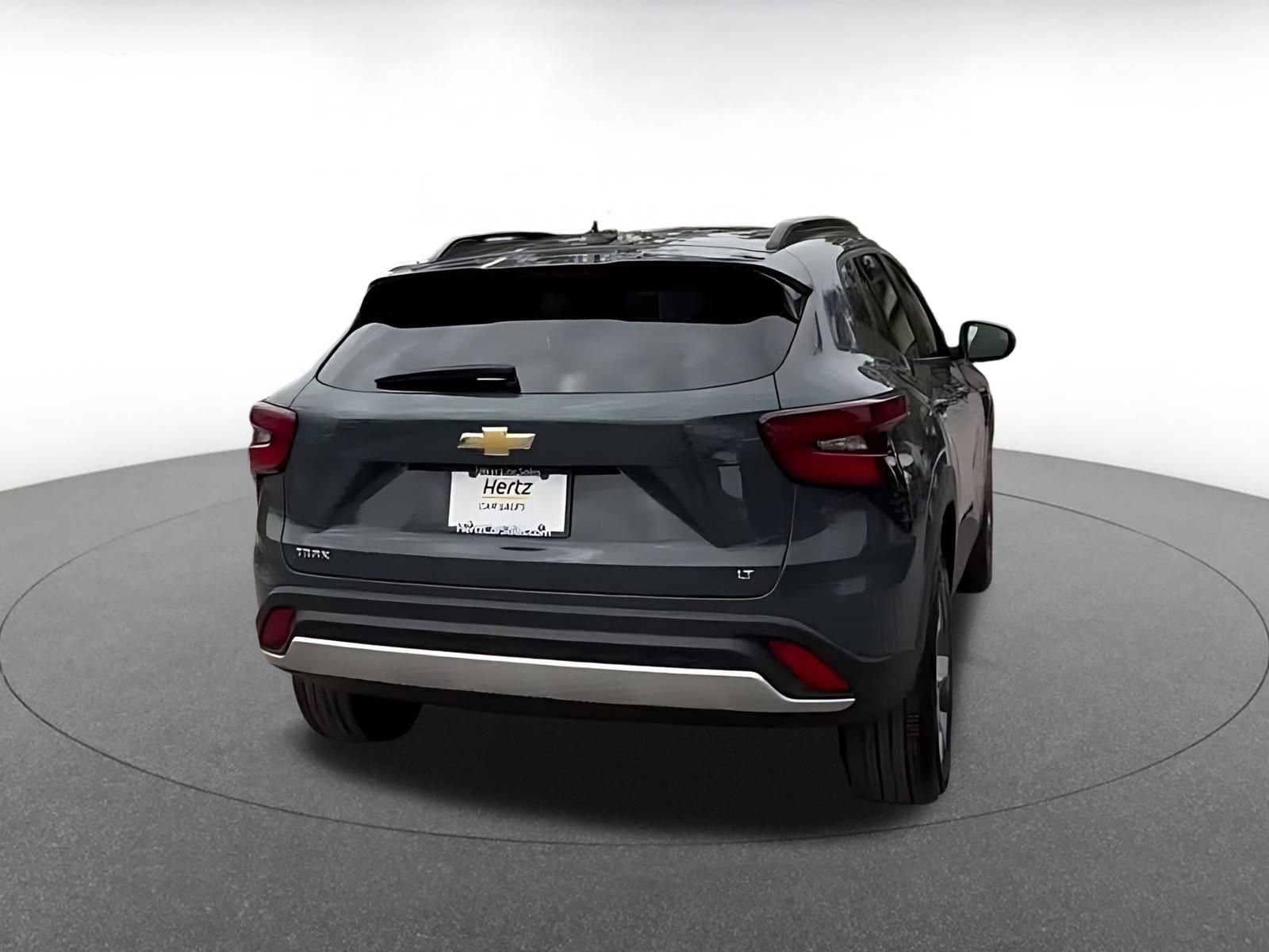 Thumbnail: 2025 Chevrolet Trax - 14