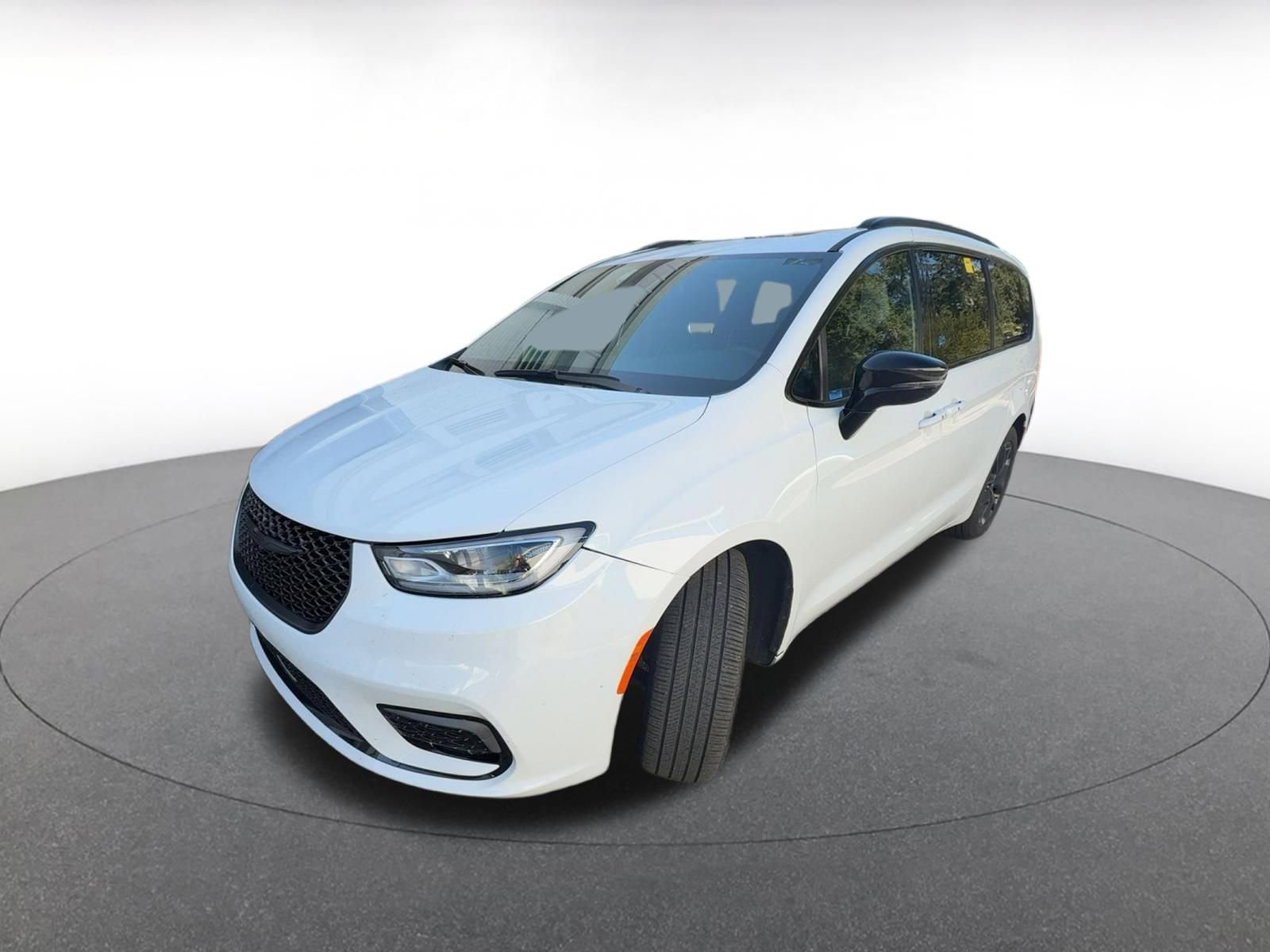 Thumbnail: 2025 Chrysler Pacifica - 4