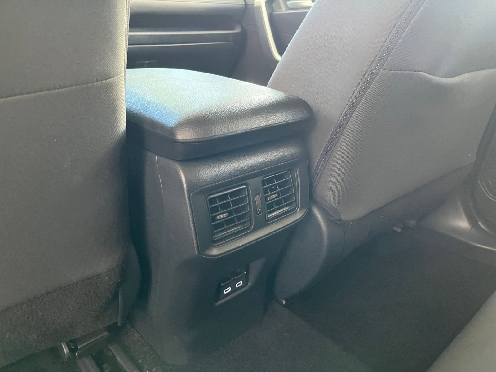 Thumbnail: 2025 Toyota RAV4 - 24