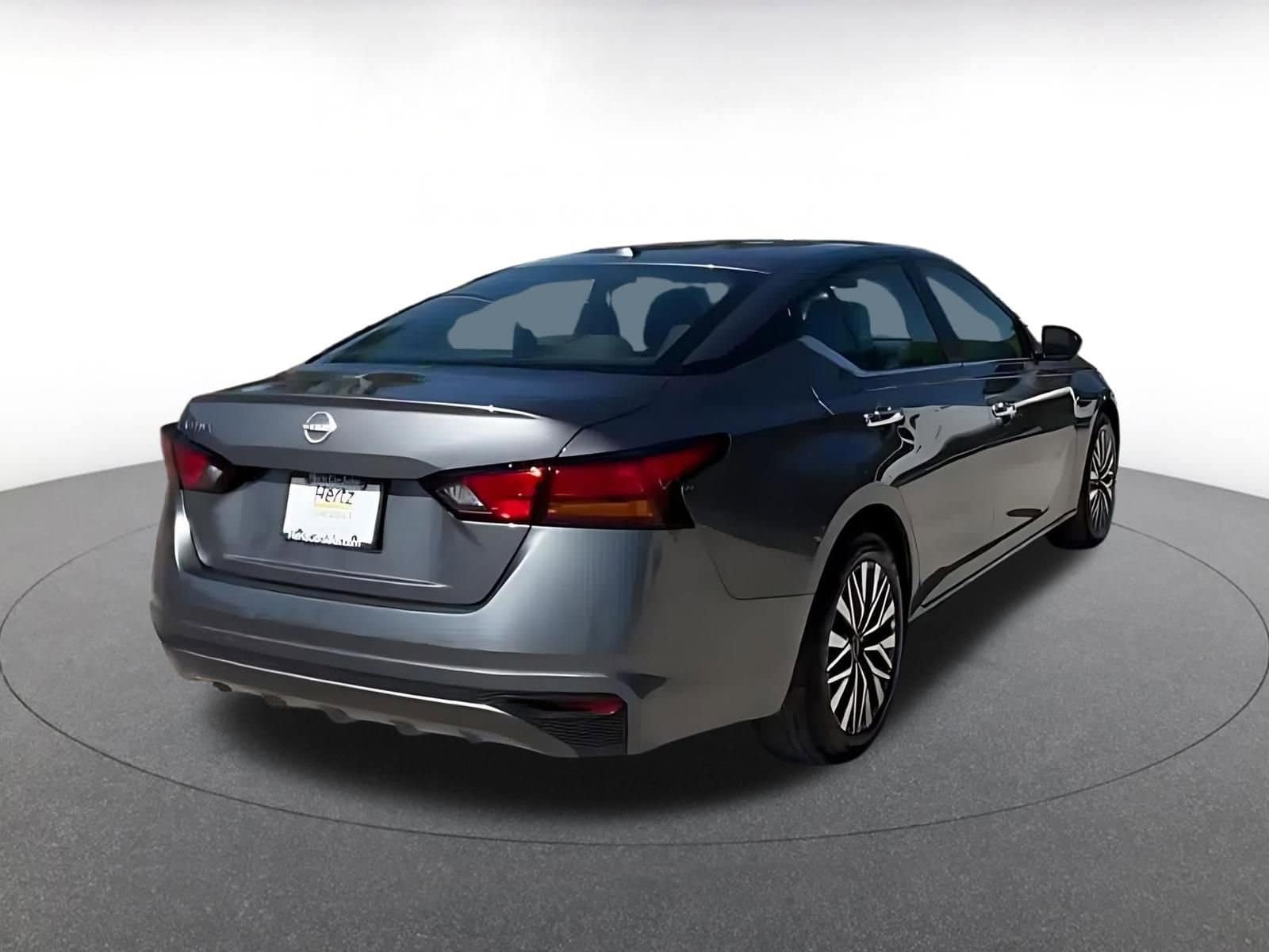 Thumbnail: 2025 Nissan Altima - 14
