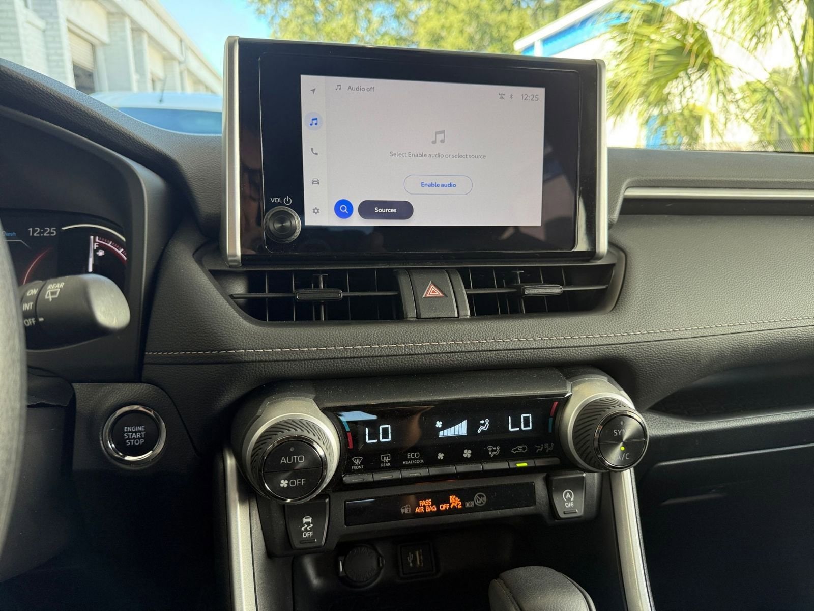 Thumbnail: 2025 Toyota RAV4 - 18