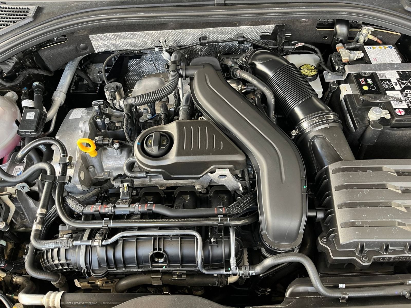 Thumbnail: 2025 Volkswagen Jetta - 32