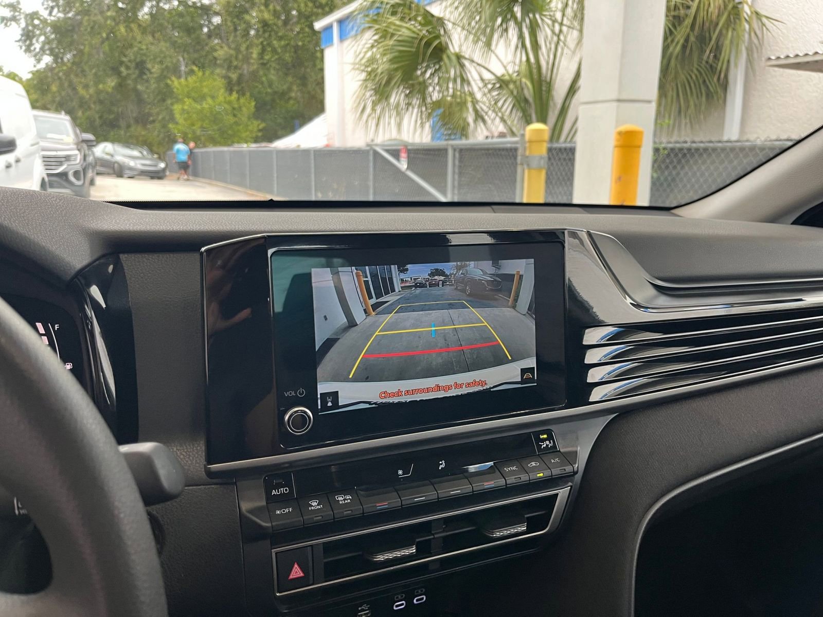 Thumbnail: 2025 Toyota Camry - 17