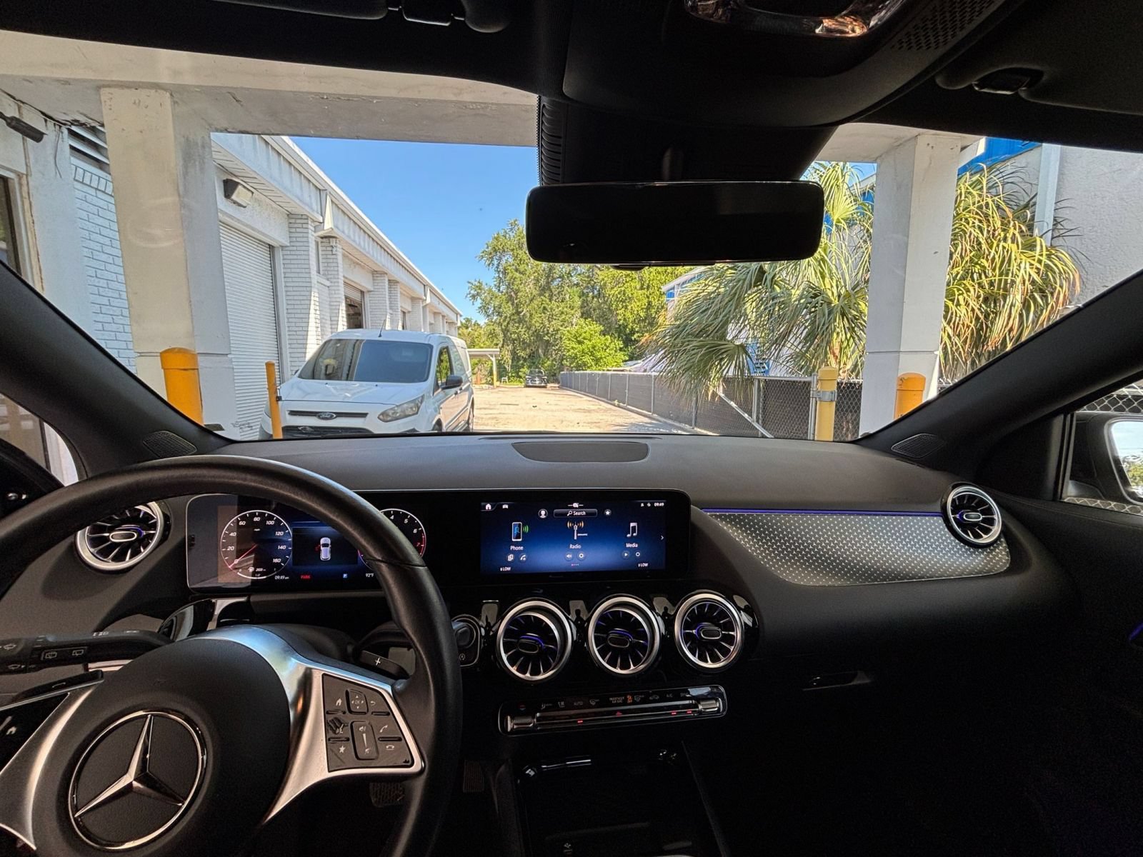 Thumbnail: 2025 Mercedes-Benz GLA - 34