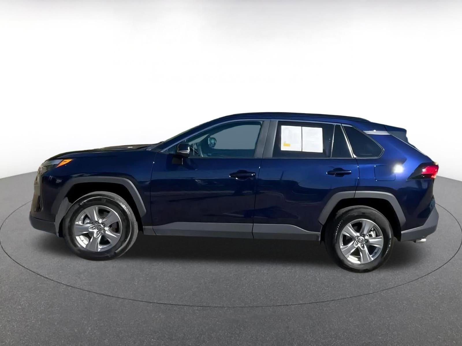 Thumbnail: 2025 Toyota RAV4 - 9