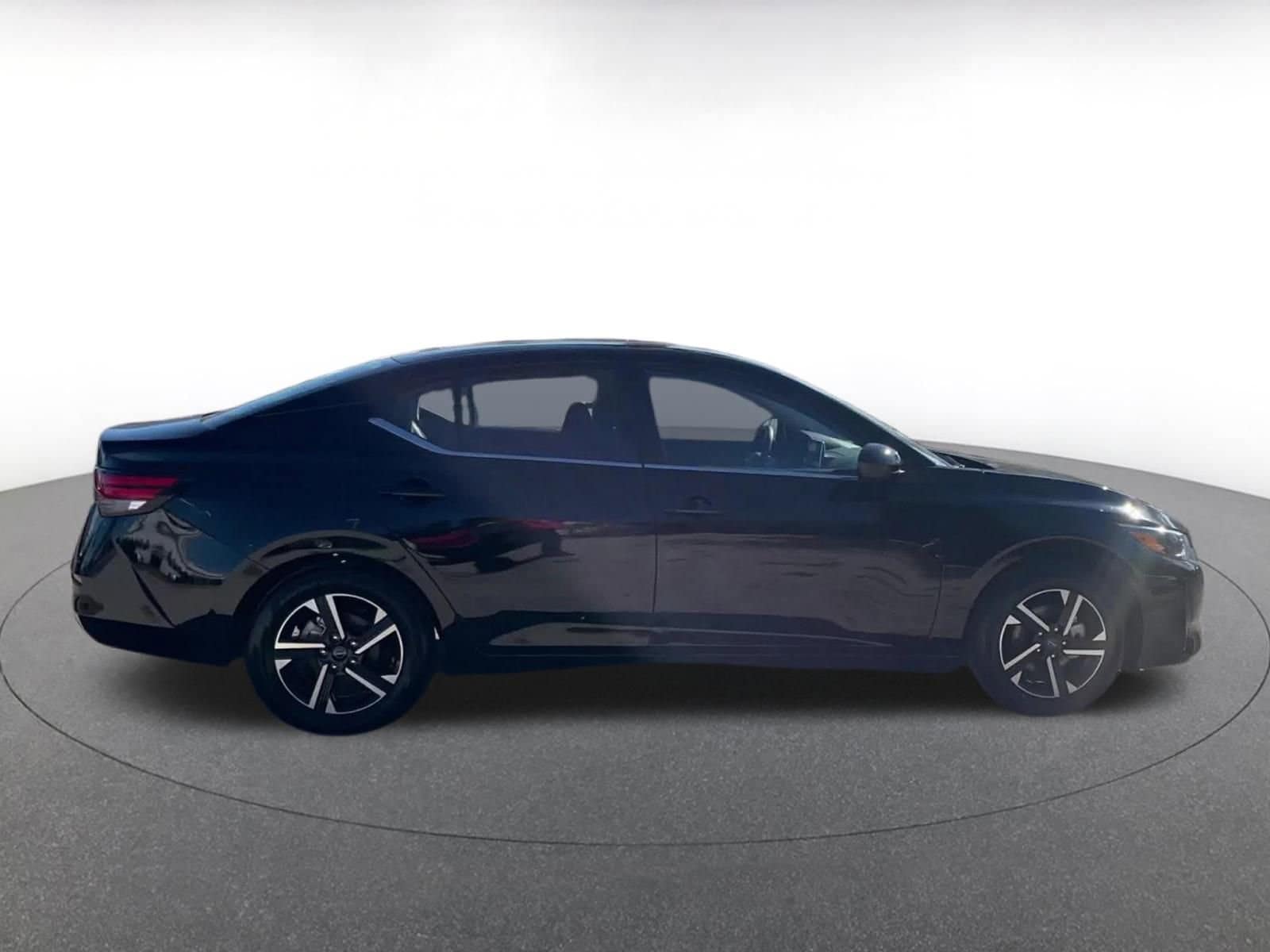 Thumbnail: 2025 Nissan Sentra - 16