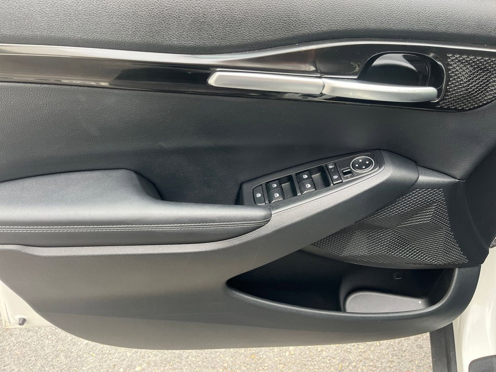 Thumbnail: 2025 Kia Seltos - 21