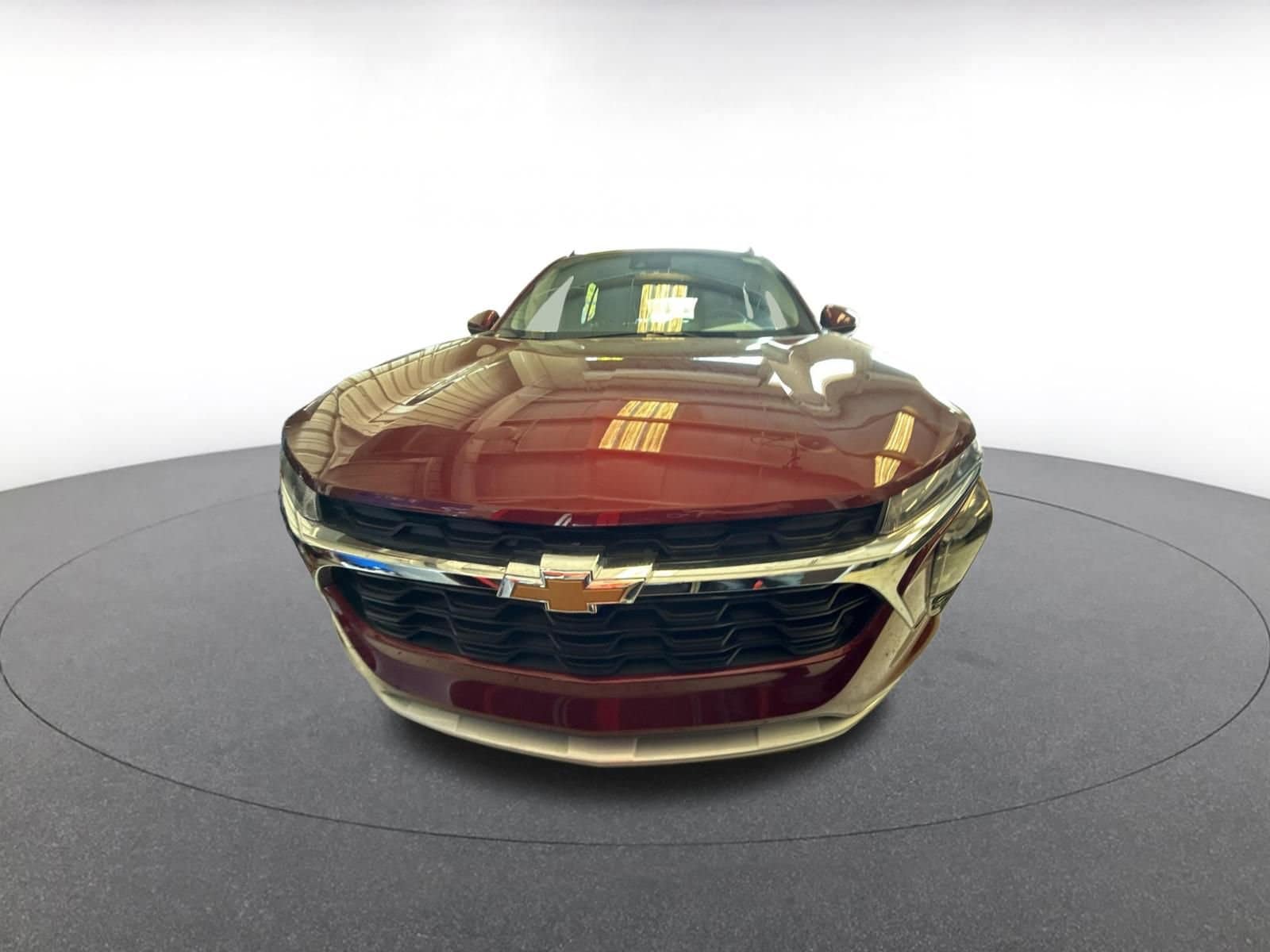 Thumbnail: 2025 Chevrolet Trax - 3