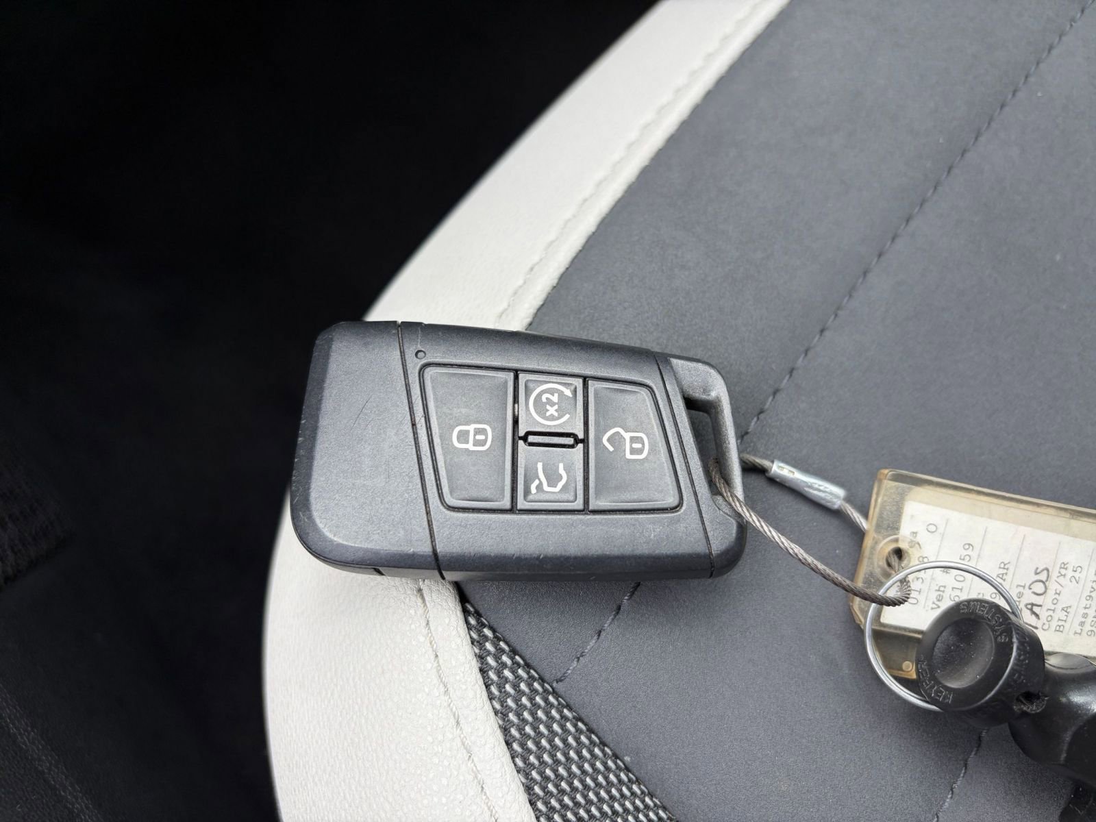 Thumbnail: 2025 Volkswagen Taos - 21