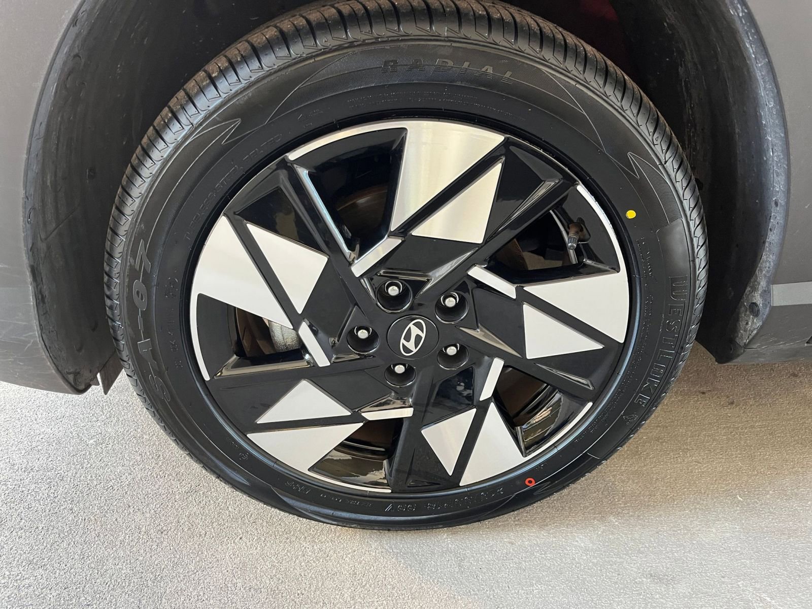 Thumbnail: 2025 Hyundai Kona - 30