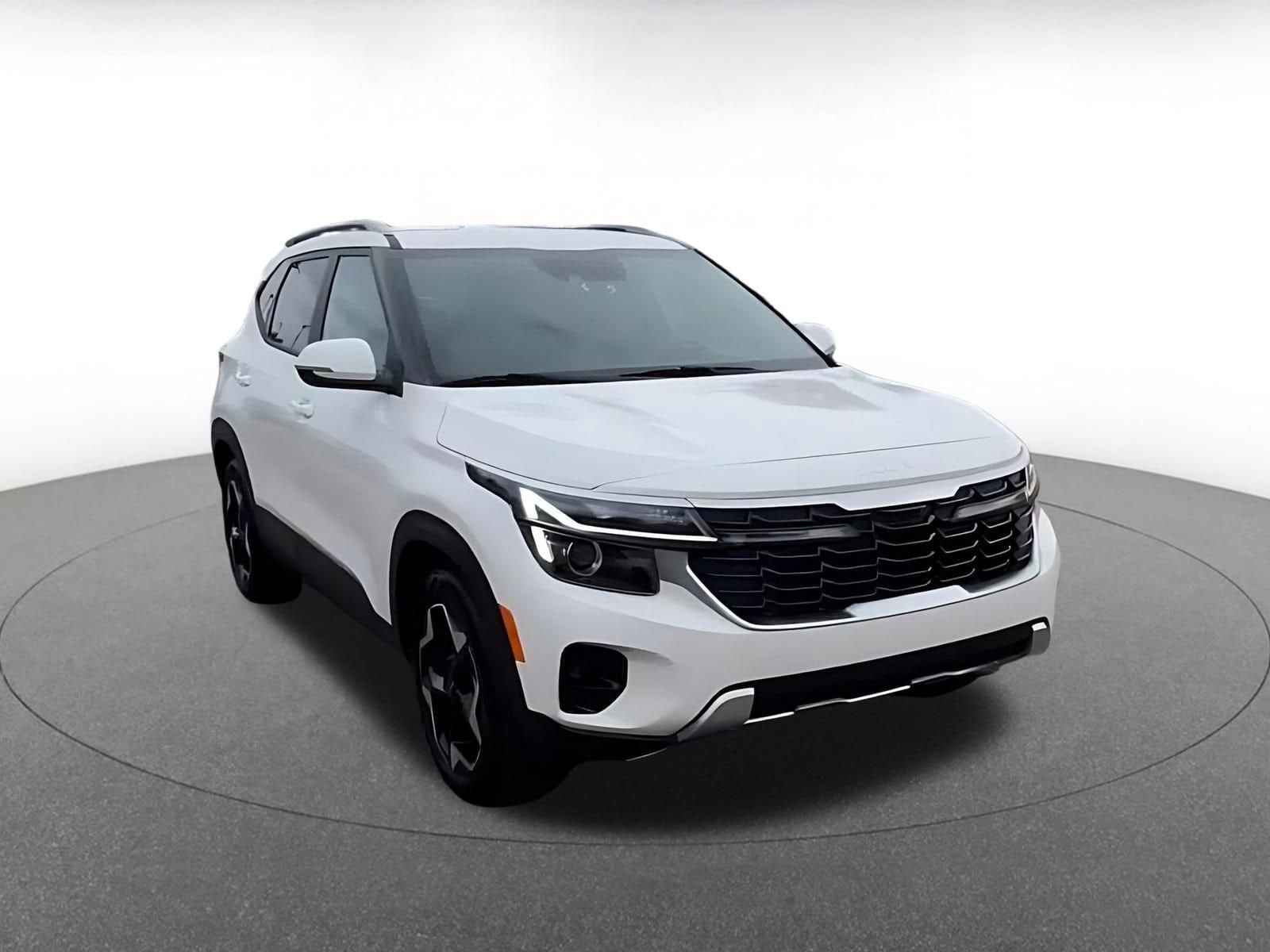 Thumbnail: 2025 Kia Seltos - 3