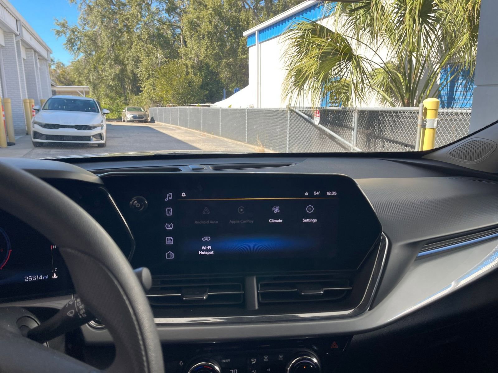 Thumbnail: 2025 Chevrolet Trax - 17